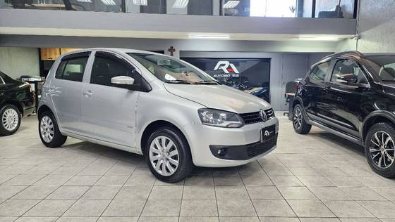 VOLKSWAGEN FOX 1.6 MI 8V FLEX 4P MANUAL